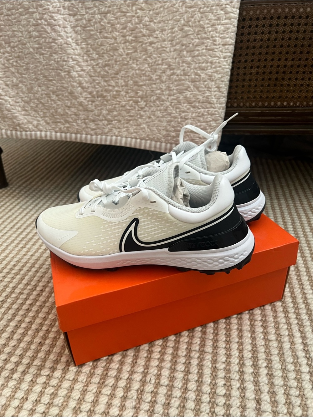 NWT Nike Infiniti Pro 2 Golf Shoes